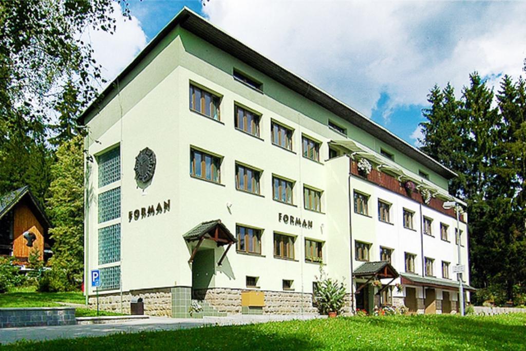 Penzion Forman Roznov pod Radhostem Bagian luar foto